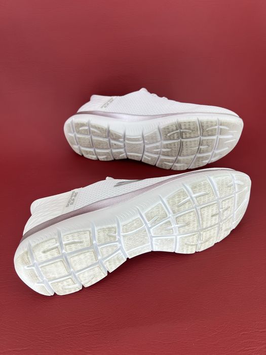 Кросівки. Жіночі  40р. Skechers Hands Free Slip-ins.  Summits - Diamond Dream