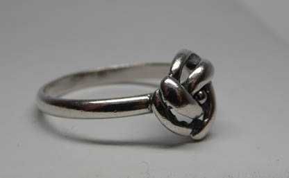 Srebrny pierścionek pleciona ozdoba R16