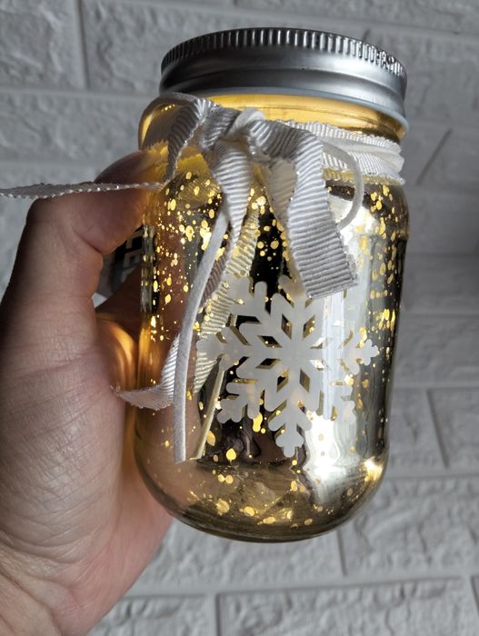 Підсвічник, новорічний декор,свічка.