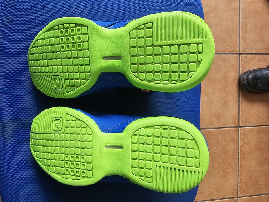 Buty mlodziezowe Adidas  36 2/3 oryginał stan bardzo dobry