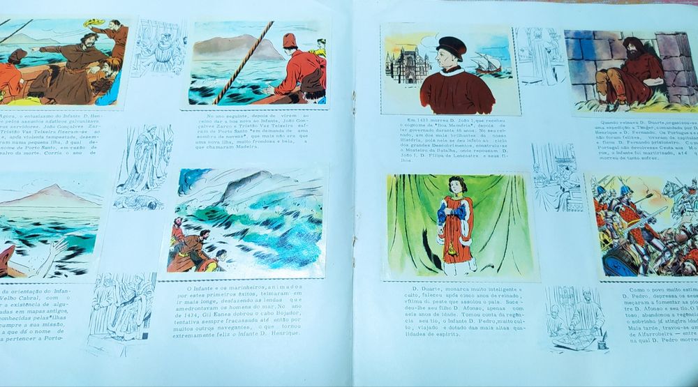 Caderneta completa de cromos história de Portugal