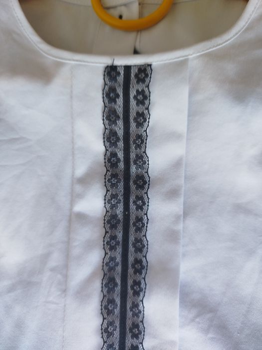 Sprzedam elegancką bluzkę 158