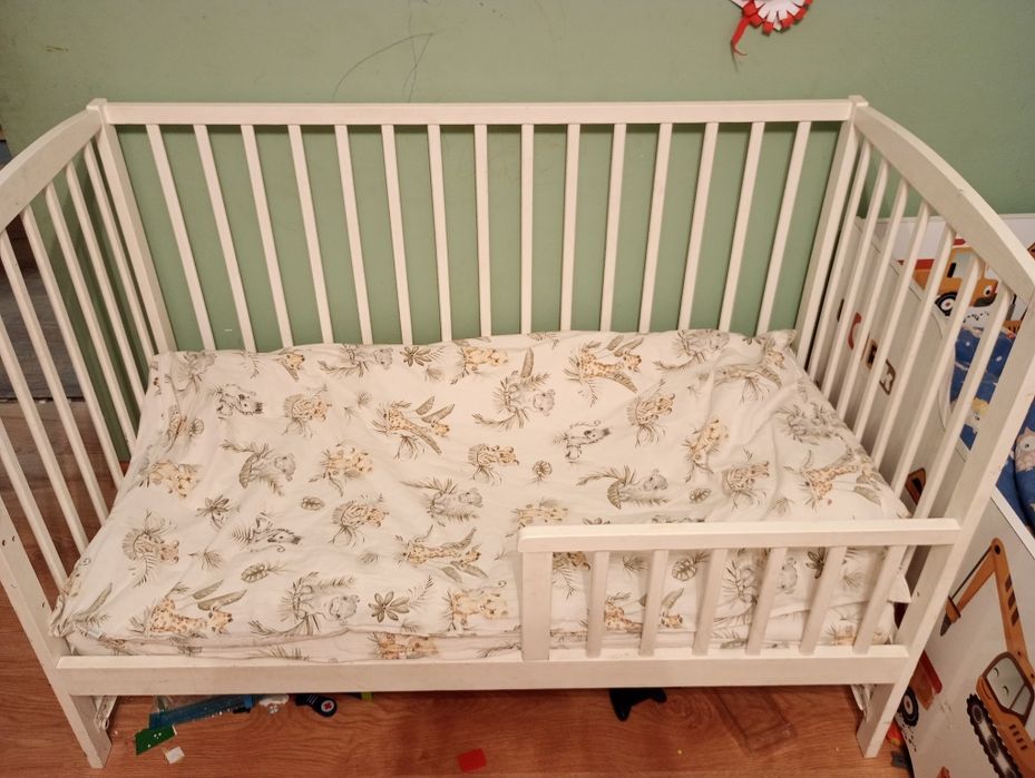 Łóżeczko dla noworodka niemowlaka starszaka