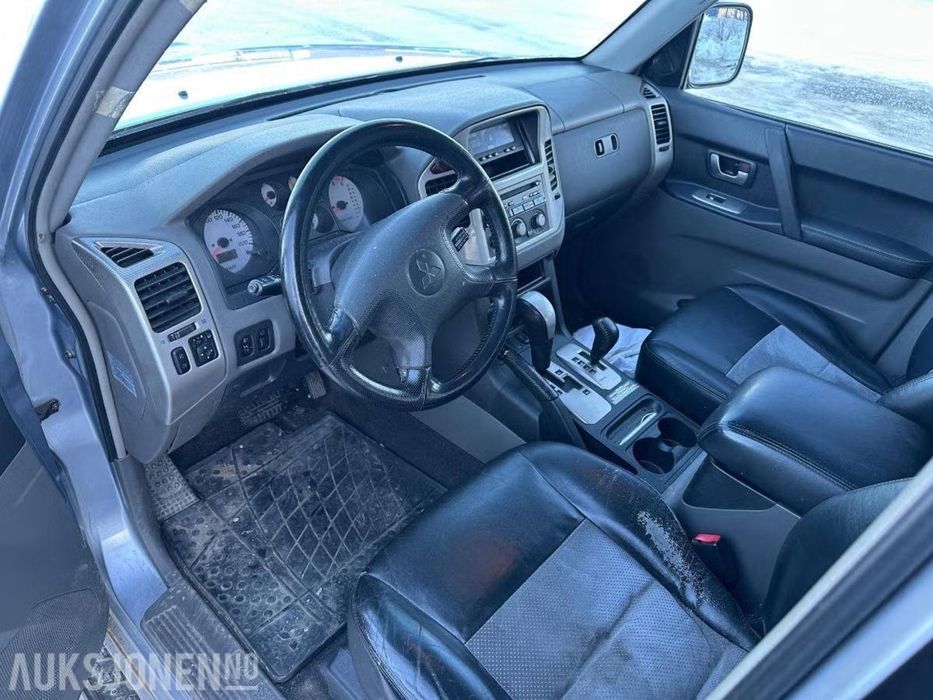 Mitsubishi Pajero 2005p 3.2TDI з Норвегії для ЗСУ