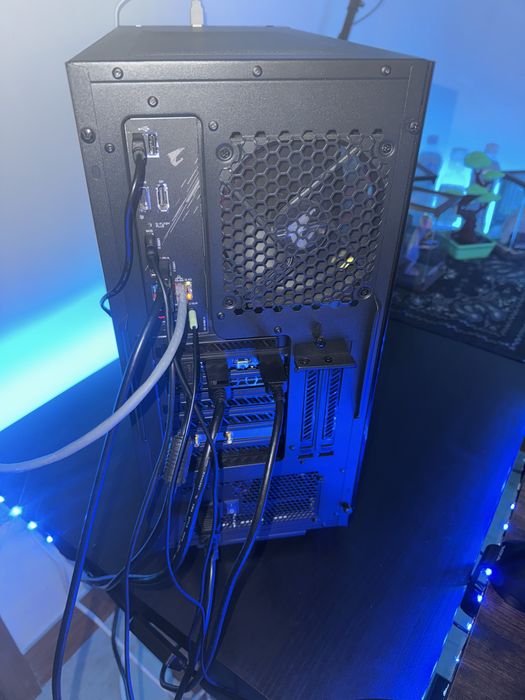 Pc gaming rtx 3070 aorus ryzen 5 5600x 32gb ram