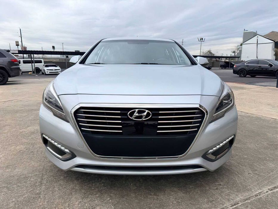 Hyundai Sonata Limited      2017