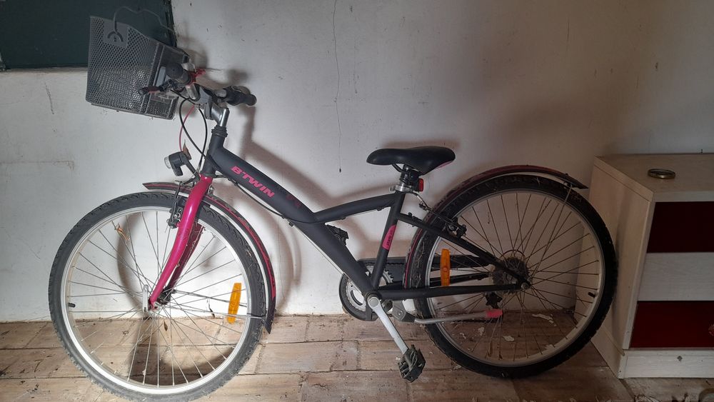 Bicicleta BTWIN como nova