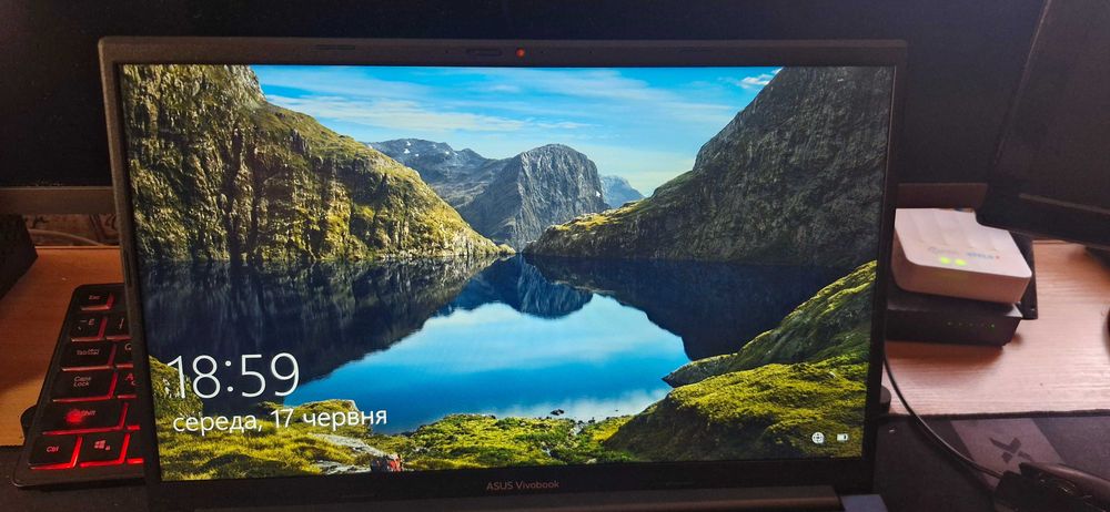 Ноутбук ASUS Vivobook 15 M1502YA-BQ325, Ryzen 5 7430U, 6 Ядер