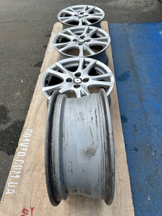 Диски на Renault R16 4/100 6,5j et45 dia54.1 dacia goavto київ