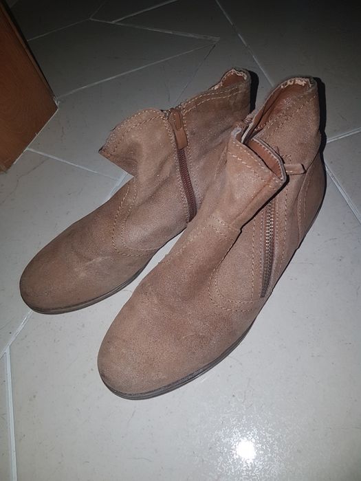 Botim camel tamanho 36