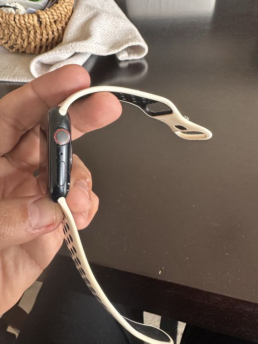 Apple Watch 8 GPS+LTE (Bateria Nova)