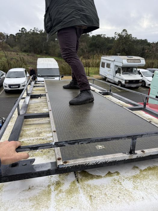 Ford transit Vendo grelha de tejadilho ,escada e bola de reboque