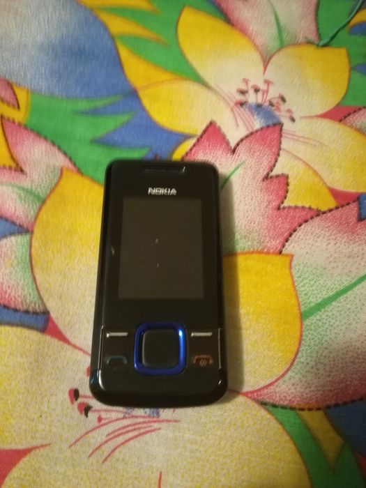 Nokia 7100 Clássico