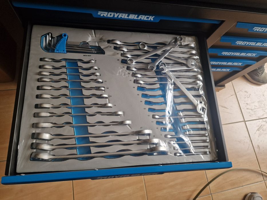 Carrinhos de ferramentas 13 gavetas