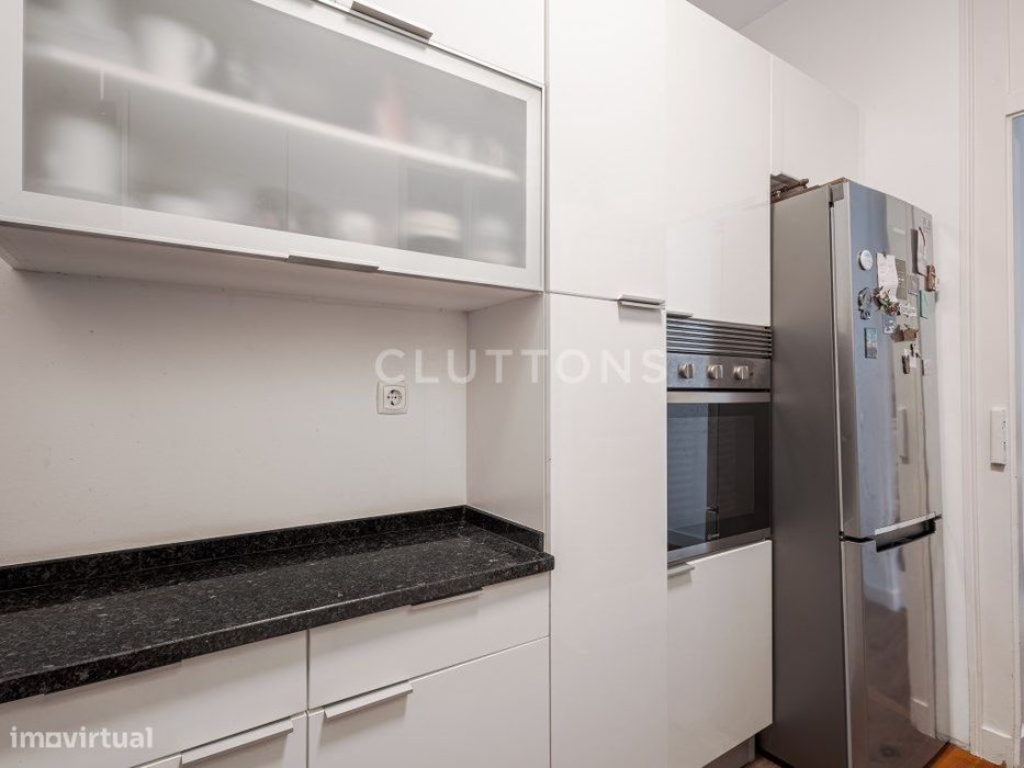 Venda Apartamento T3 , 112 m2 Renovado Varanda, Estefânia - Lisboa