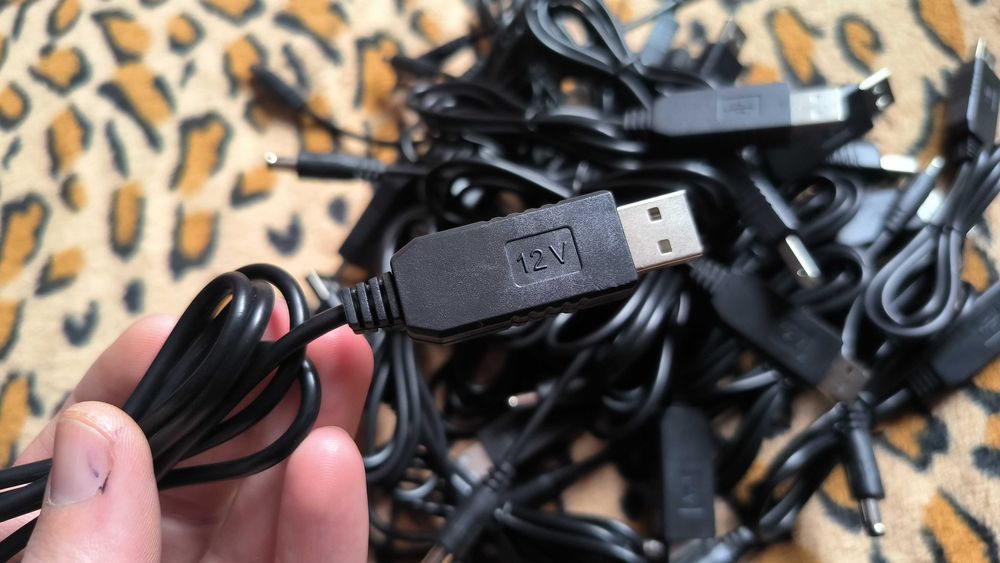 22 шт. Кабель DC - USB для роутера модема перетворювач з 5V на 12V