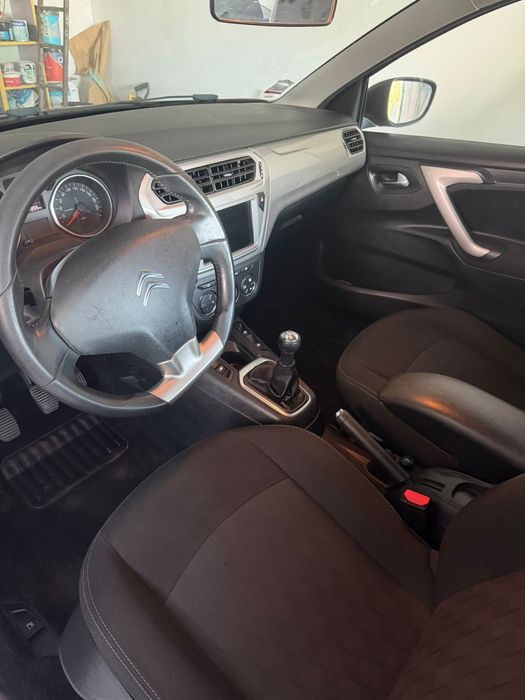 Citroen C elysee 1.6 ano 2017
