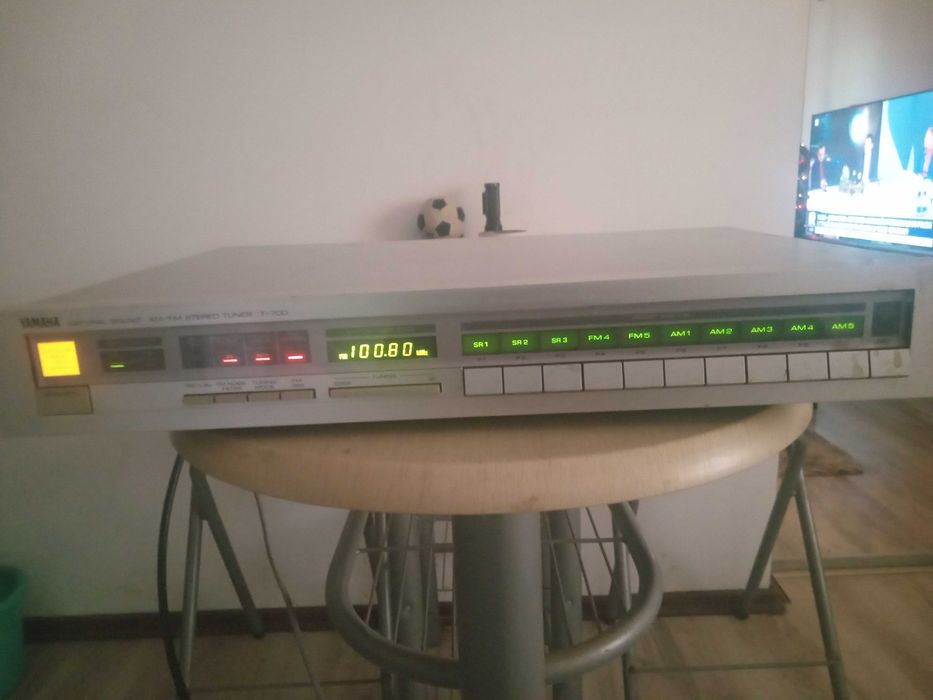 Tuner Yamaha T-700