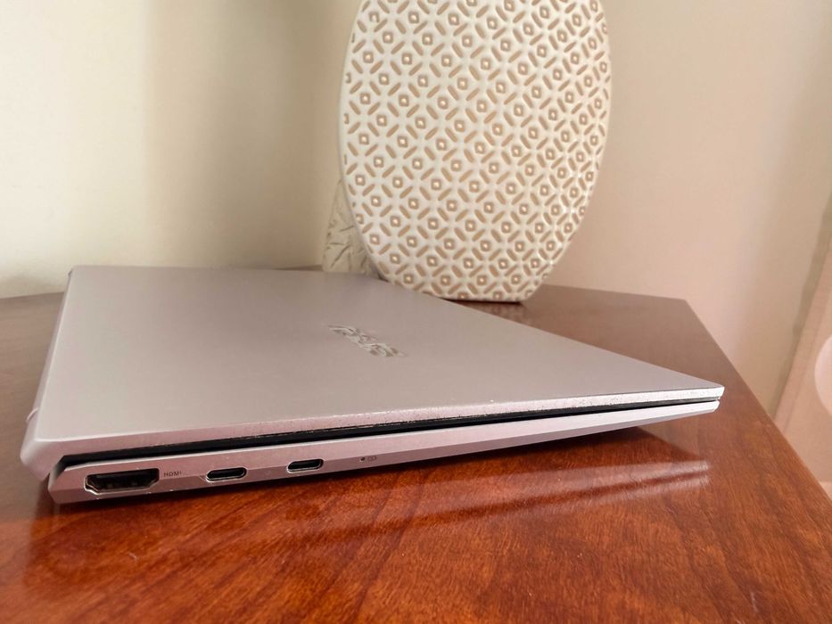 Asus ZenBook UM425I Ultrabook 13.3"FulHD|Ryzen 5-4500U|8G Ram|Ssd 512G