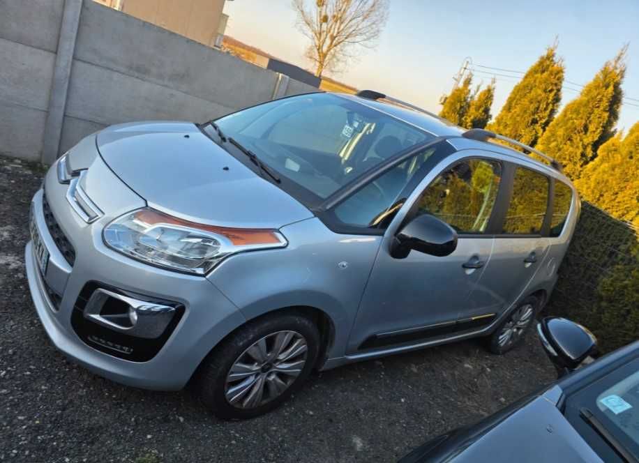 Бампер CITROEN C3 Picasso II розборка СІТРОЕН Ц3  Пікасо 2