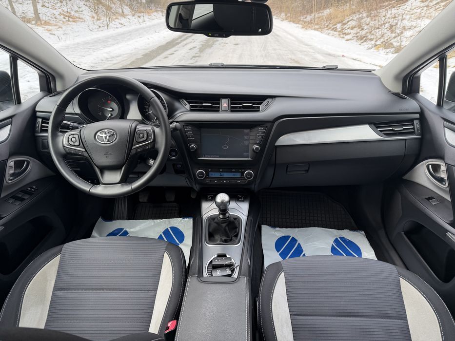 Toyota Avensis Edition S D-4D Oryginal