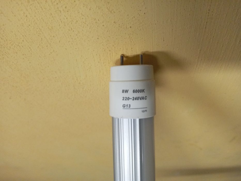 Лед лампи .растровий світильік .лампа лт 8