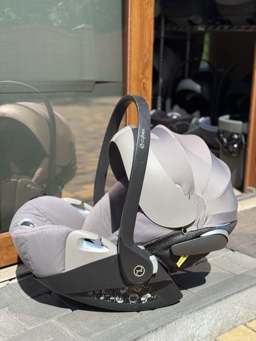 Автокрісло / автолюлька Cybex cloud Z i-Size