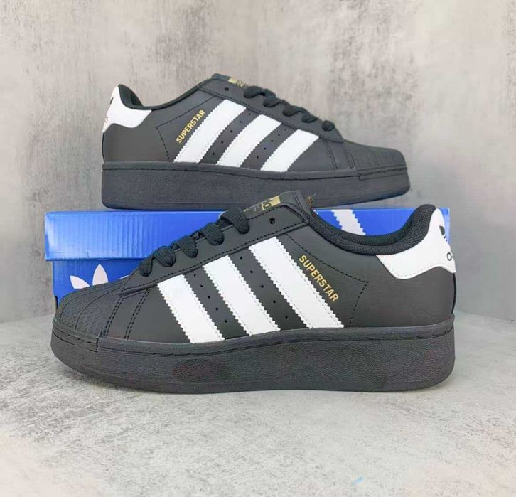Superstar foundation Black 41