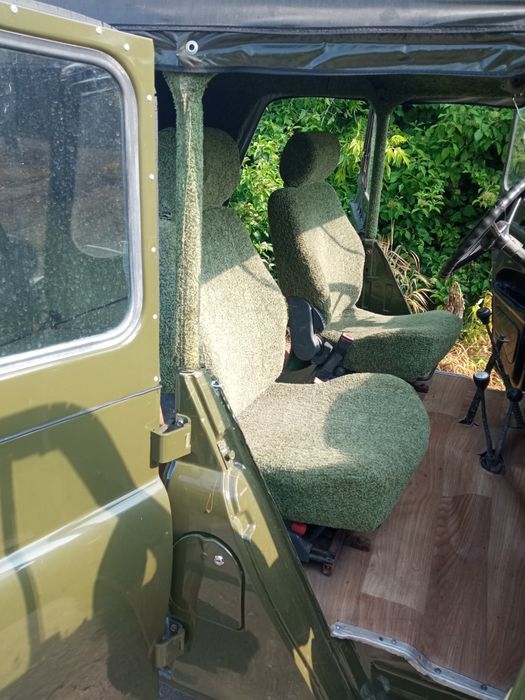 Продам УАЗ на армійських мостах