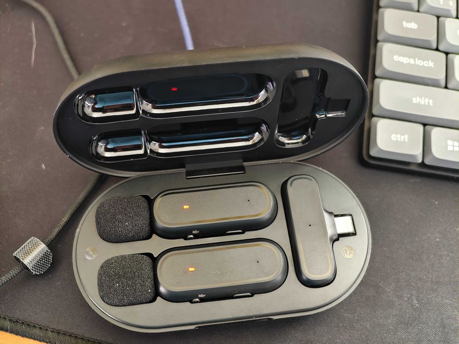 zestaw 2X MIKROFON bezprzewodowy DO IPHONE (LIGHTNING) | etui ładujące