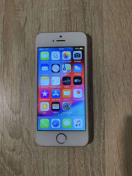 Продаю айфон 5s в робочому стані