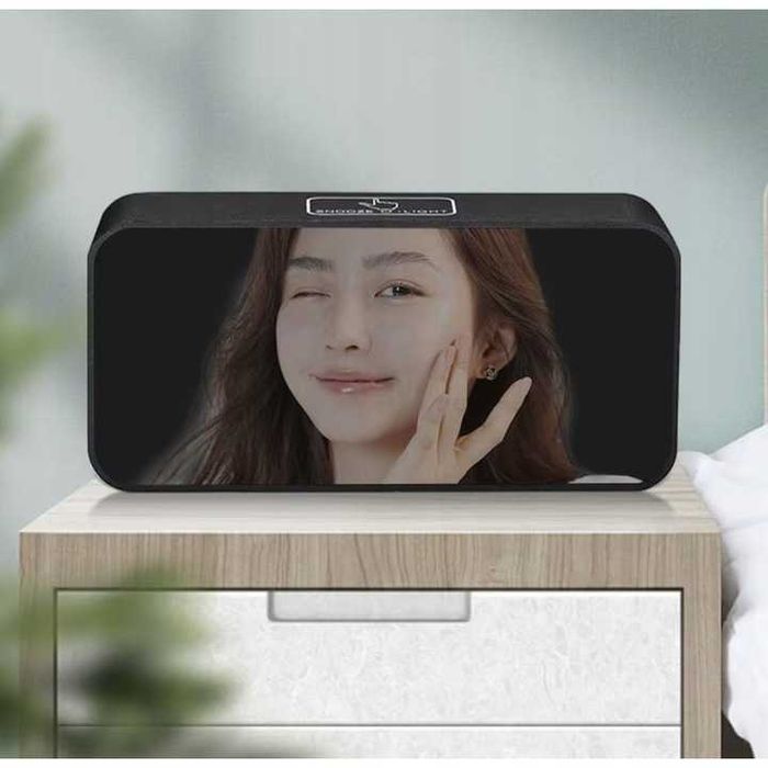 Budzik Elektroniczny Zegar LED Głośny Stojący Data Termometr Głos