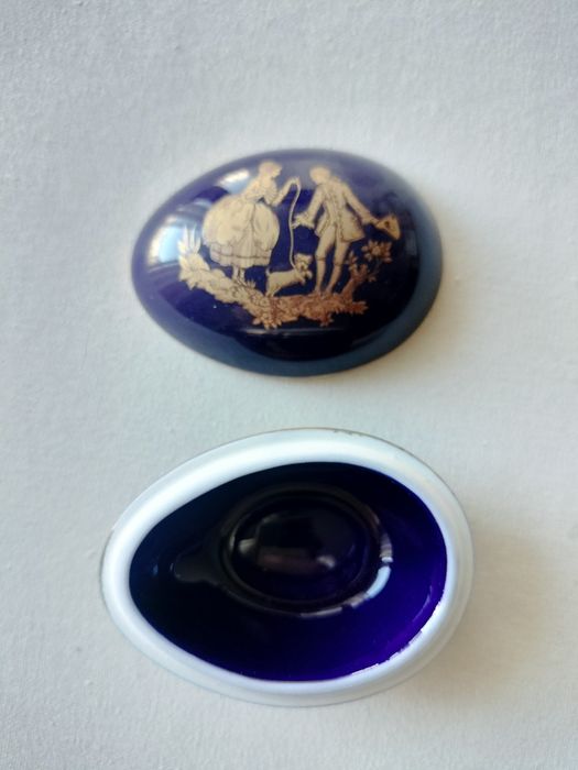 Ovo em Porcelana Limoges Castel – Azul Cobalto e Ouro (Impecável)