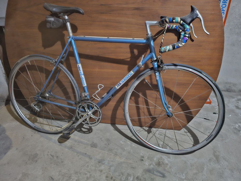 Bicicleta de Ciclismo Shimano em Alumínio