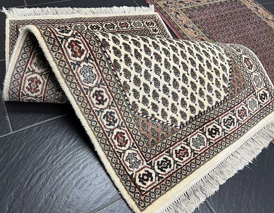 Dois Tapetes Persas SAROUGH MIR originais, com 140cm x 70cm, feitos à mão em lã sobre algodão