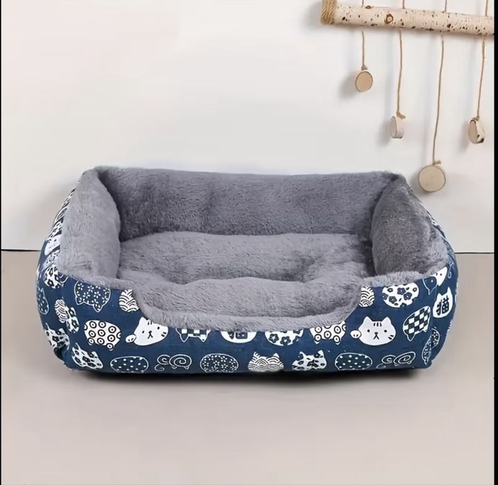 Лежанка плбшева для котика, собачки