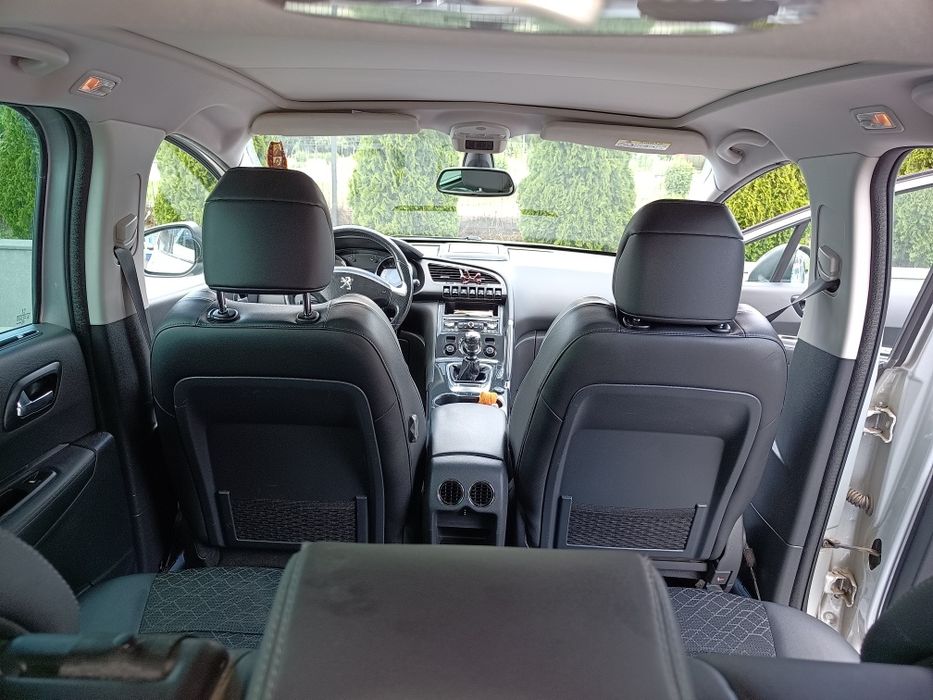 Peugeot 3008  Blu e HDI 1.6  2015р