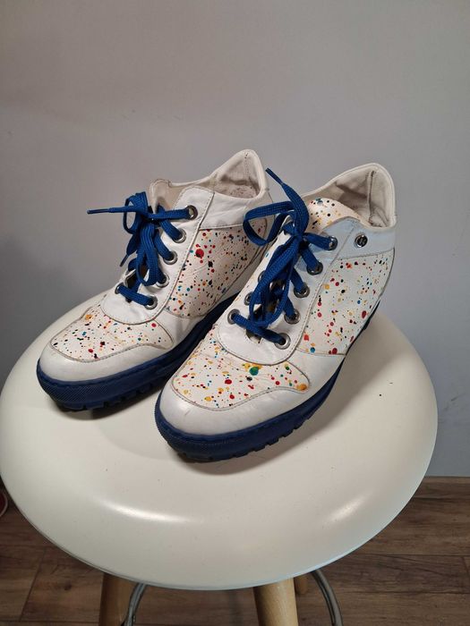 Sneakersy na koturnie - Kazar