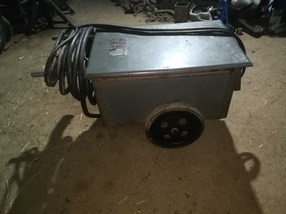 Spawarka transformatorowa,mocna, na elektrody,nie bester, mało używana