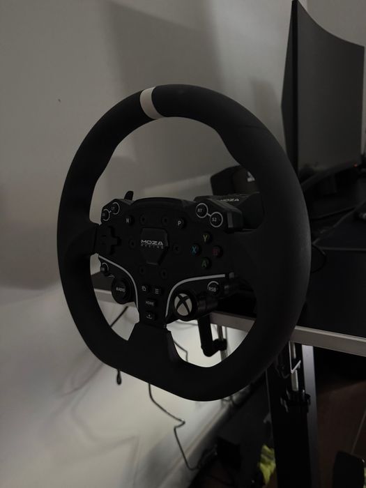 Kierownica Moza Racing r3