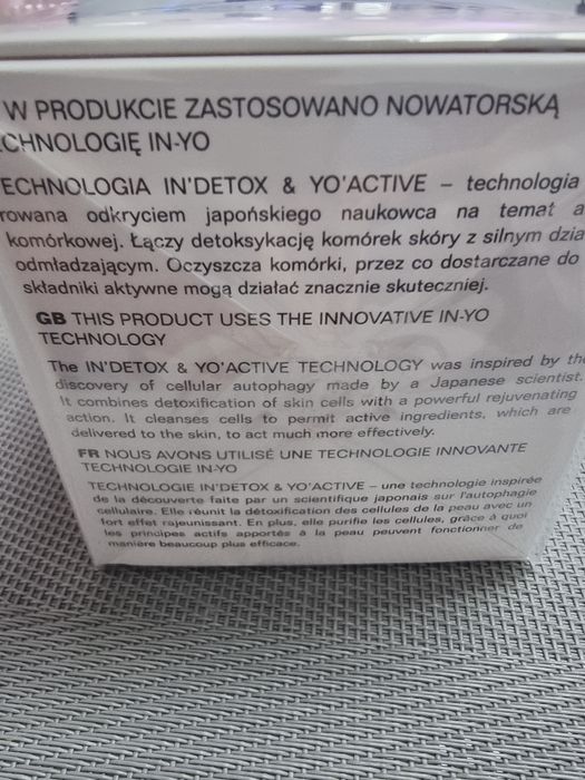 YOSKINE. IN-YO  Technology  Nawilżający krem na Noc