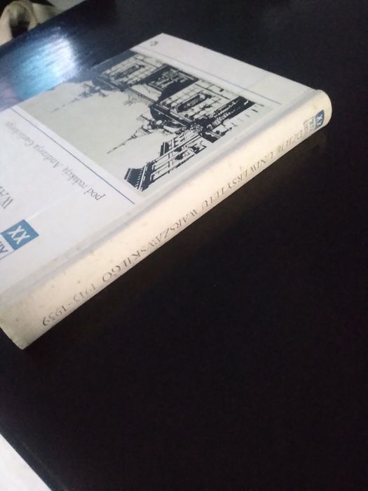 Dzieje Uniwersytetu Warszawskiego 1915- 1939- pod red. A. Garlickiego