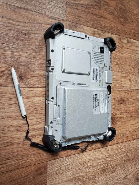 Panasonic FZ G1. i5-5300U.SSD-256GB. DDR3-8GB. FHD.IPS.