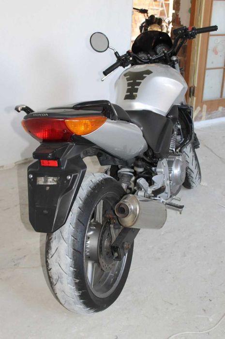 Honda CBF 500 2004 рік
