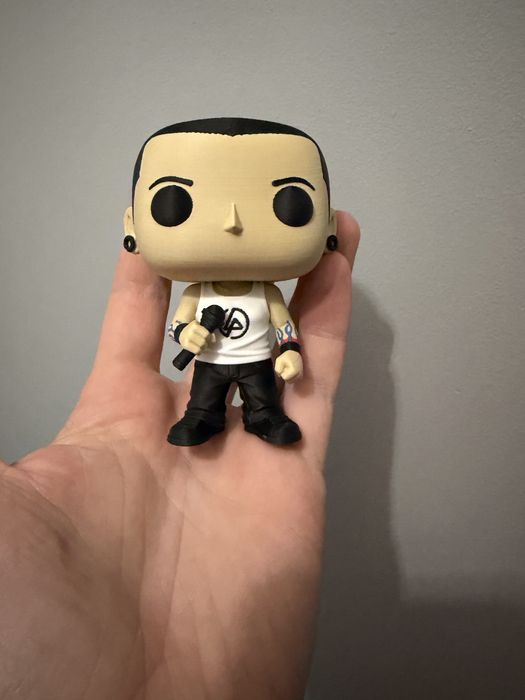 Chester Beninngton Linkin Park figurka a la funko