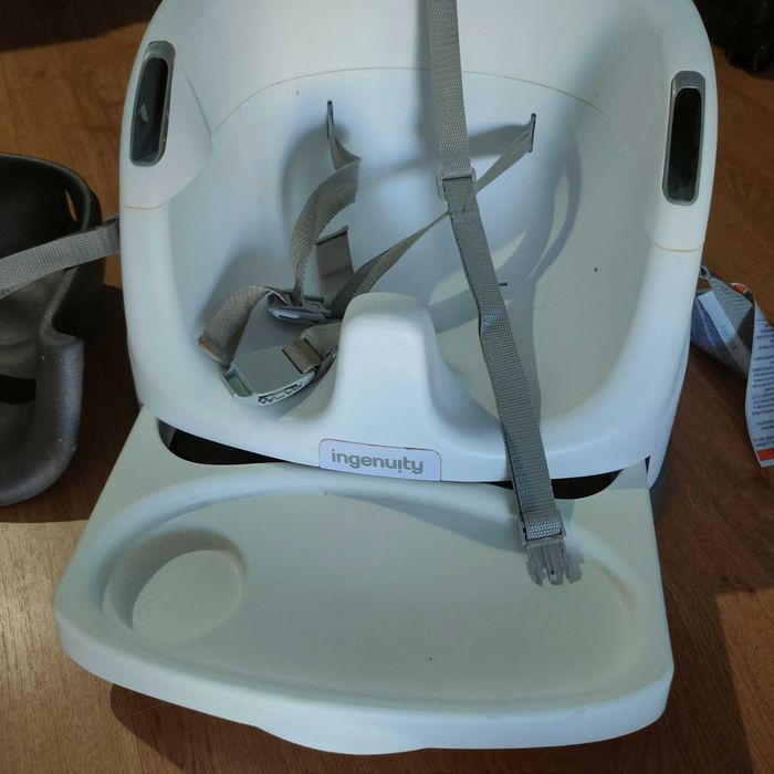 Cadeira de Bebé portátil de Alimentação Ingenuity