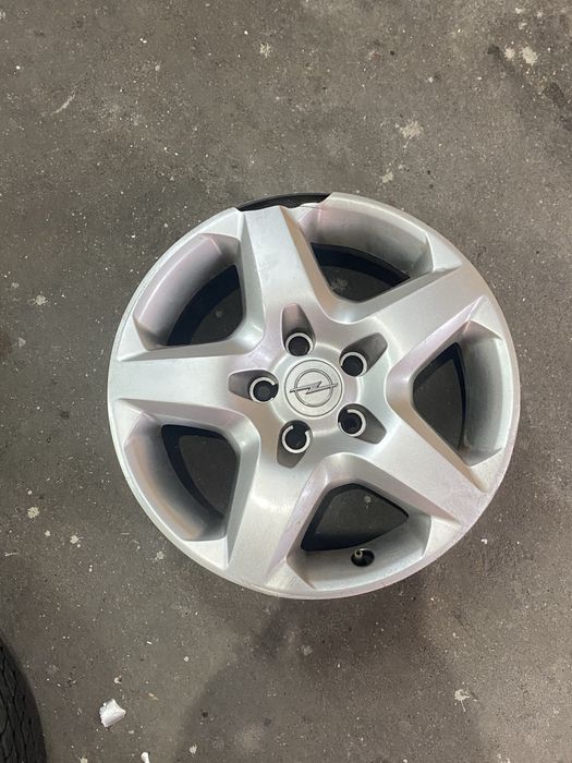 Jantes Opel astra carrinha 1300 de 2008