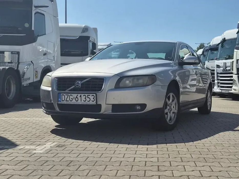 Volvo S80