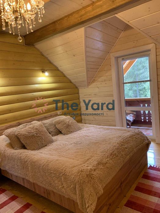 Продаж садиби в с.Верхній Ясенів Верховинський рн Івано-Франківськ обл