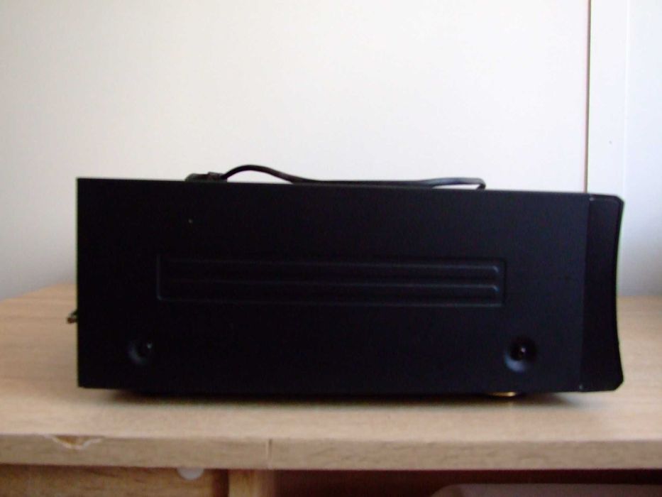 McVoice AV-235B       .